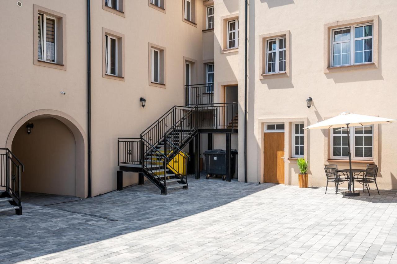Central Platinum Apartments 8 Рибник Екстериор снимка